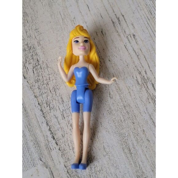 Disney Hasbro sa Aurora jointed mini doll princess Sleeping Beauty - Picture 1 of 4